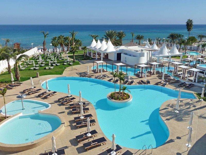 Sunrise Pearl Hotel & Spa in Protaraas Cyprus