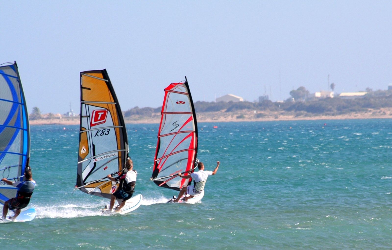 Ladys Mile - Limassol Windsurfing- Kitesurfing