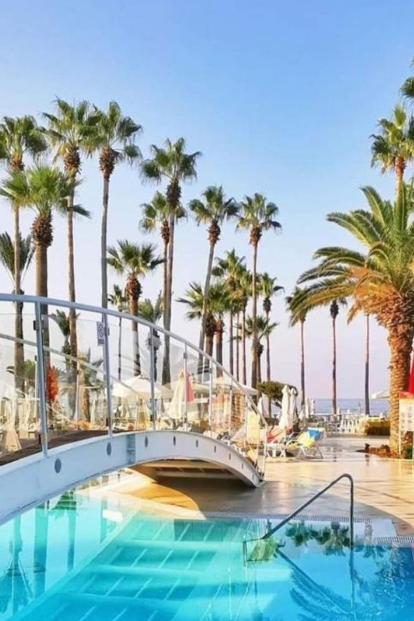 Leonardo Plaza Cypria Maris Beach Hotel & Spa in Cyprus