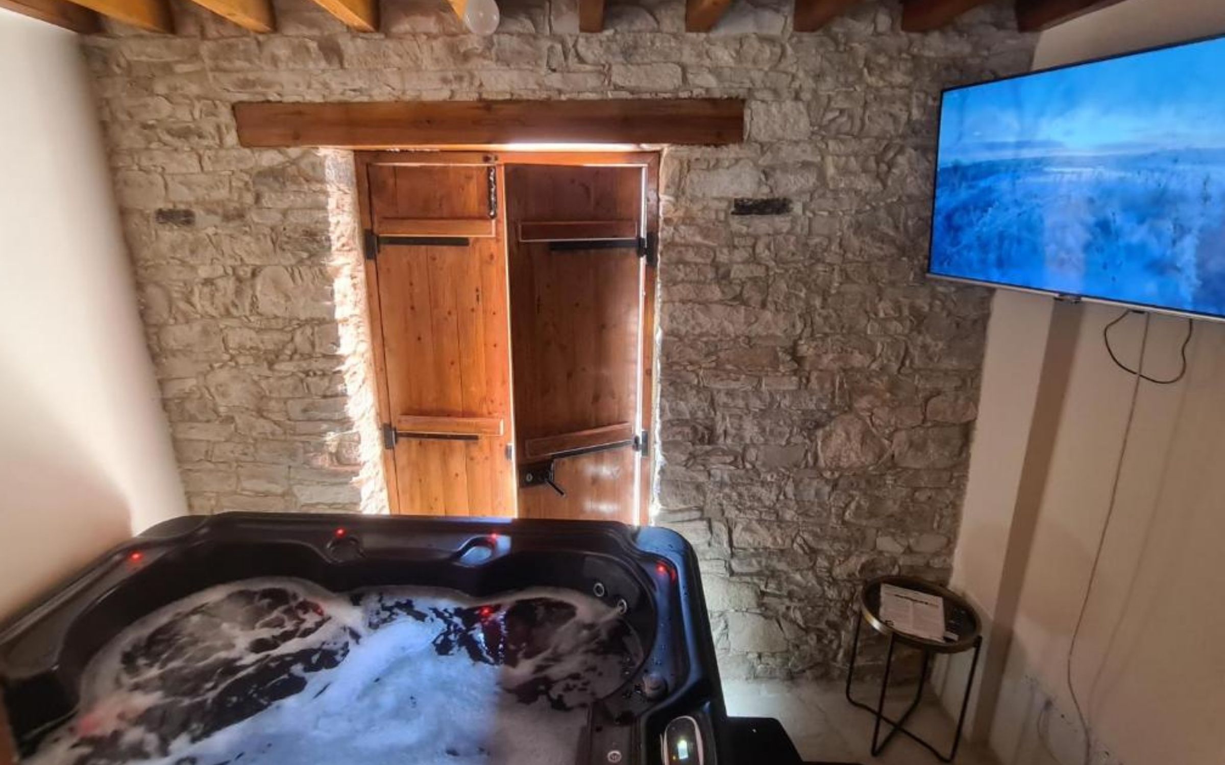 The Stonehouse – bath spa in Cyprus