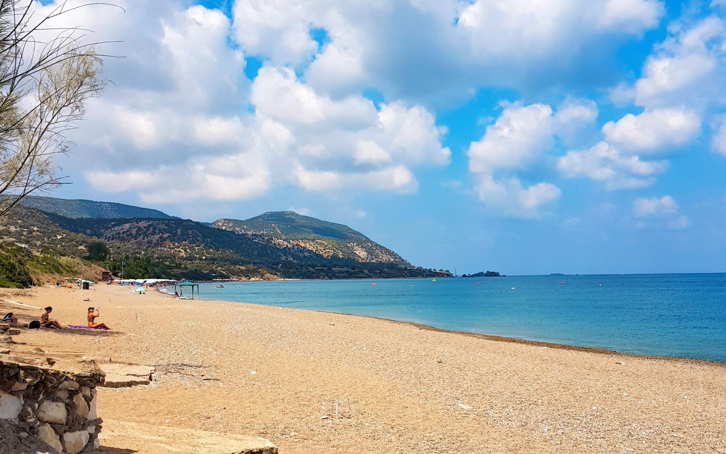 Asprokremmos (Yiannakis) Beach in Cyprus