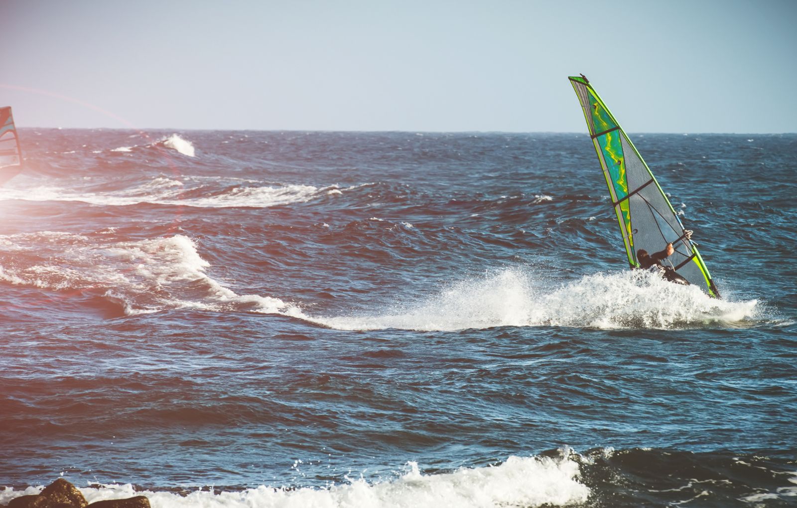 Makenzy Beach Windsurfing- Kitesurfing